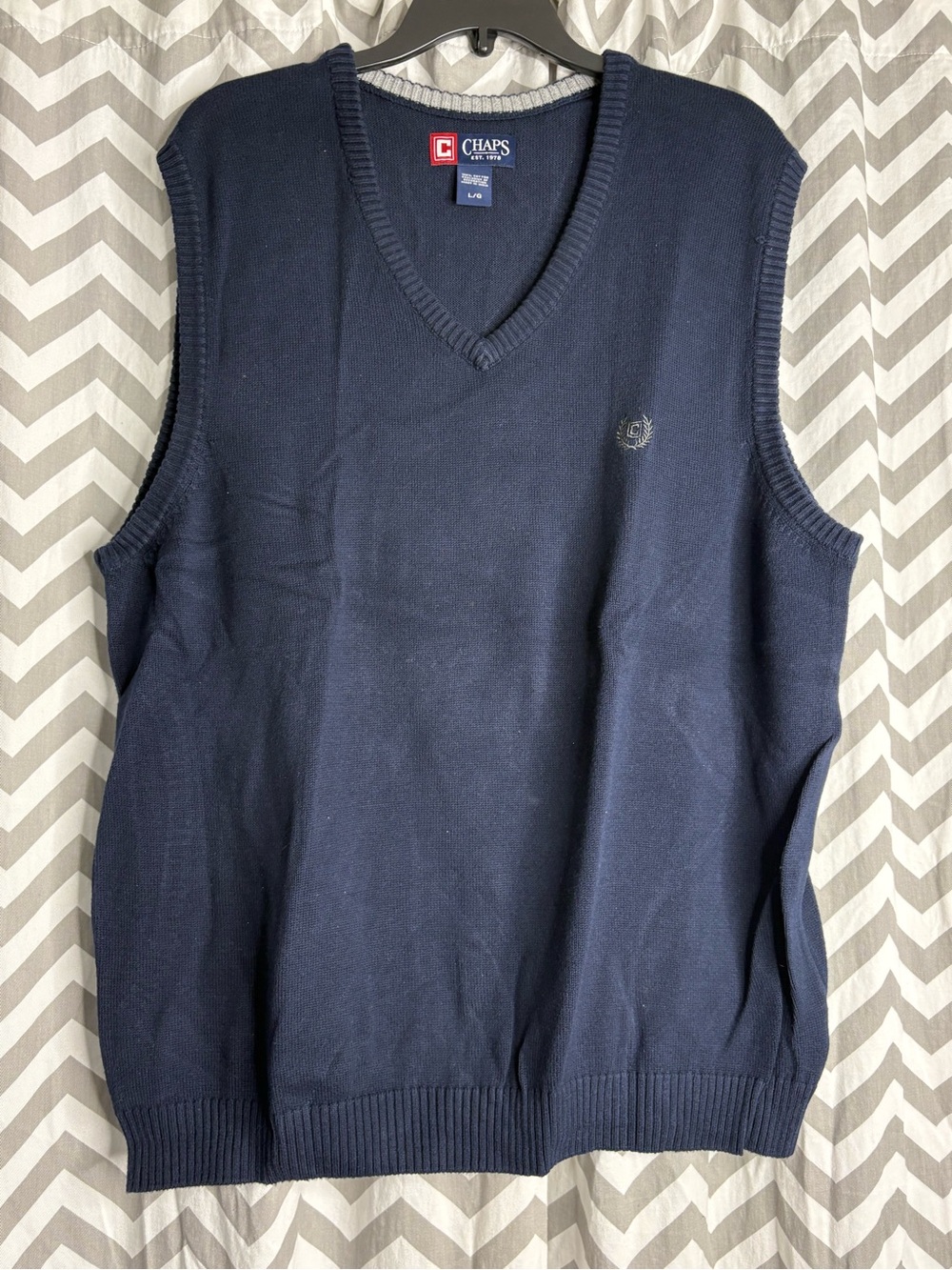 Chaps Men's Navy Blue V-Neck Sweater Vest